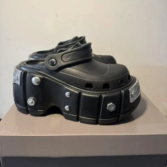 BALENCIAGA x CROCS Platform Pool Sandals | Size 39 - Picture 1 of 5